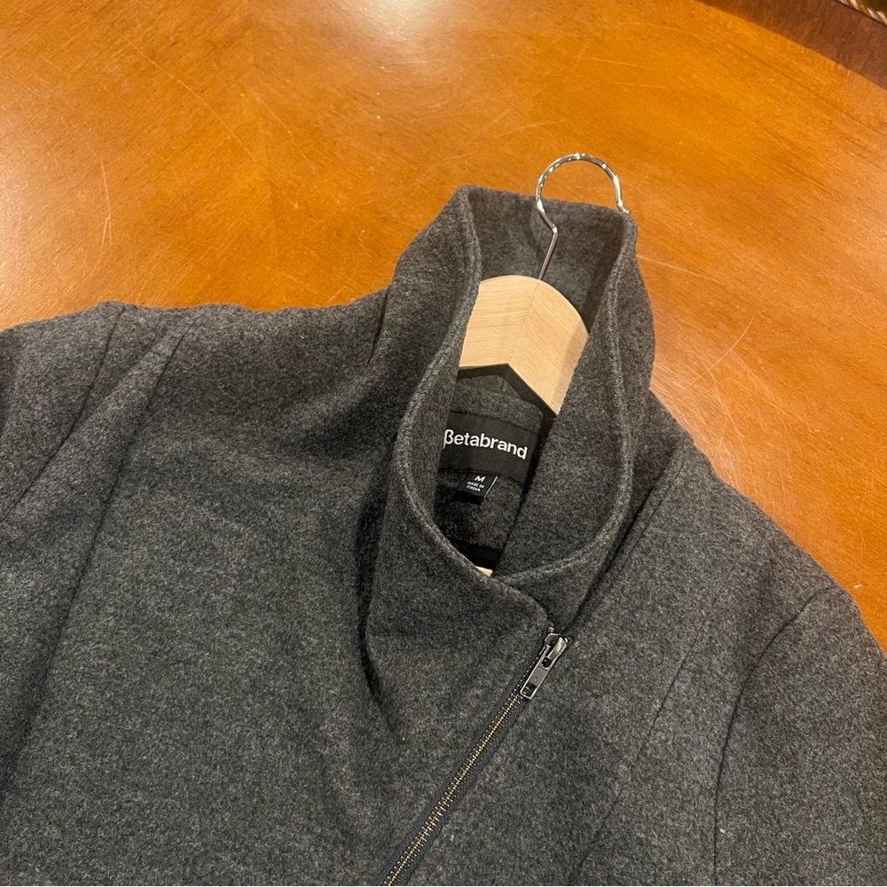 Betabrand Crossover Jacket Charcoal Gray Medium Above Knee Asymmetrical Zip - Picture 9 of 16